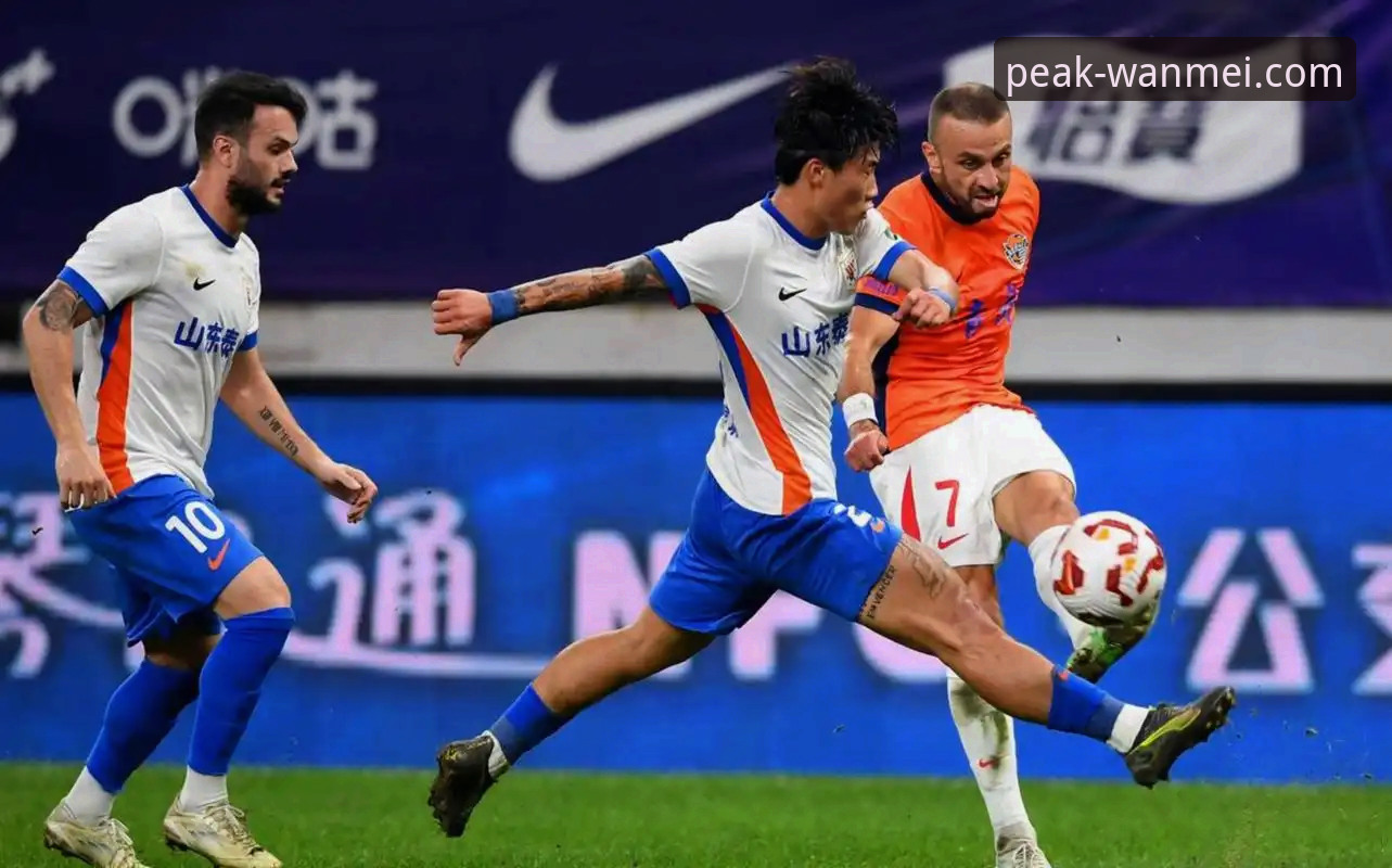 3次落后反超+13年魔咒终结：青岛海牛3-1击溃上海海港的4大关键节点
